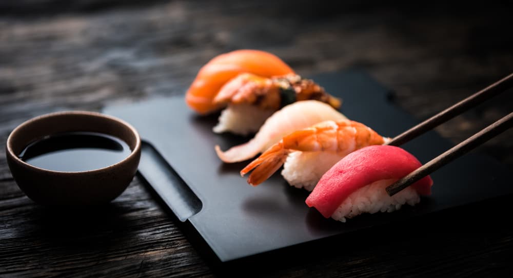 sashimi-sushi